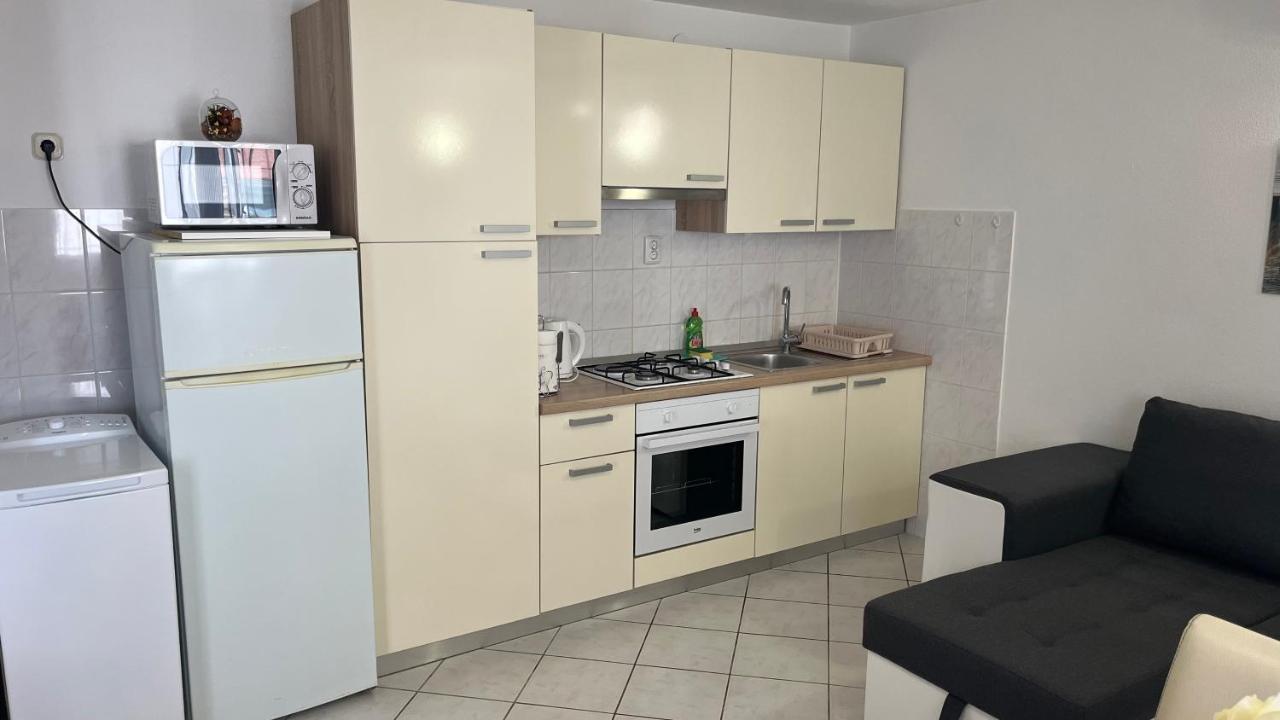 Apartment Ante Ražanj Kültér fotó