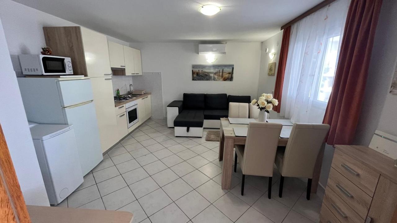 Apartment Ante Ražanj Kültér fotó